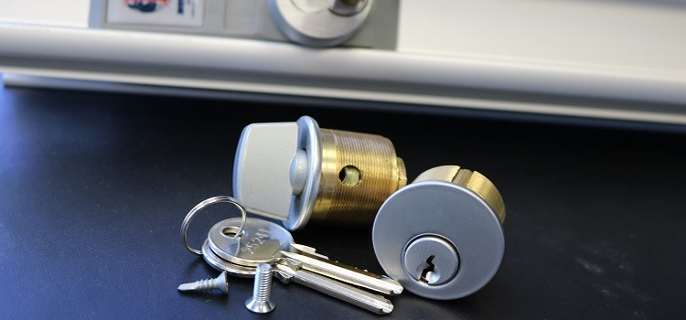 Commercial Lock Installation Fowler